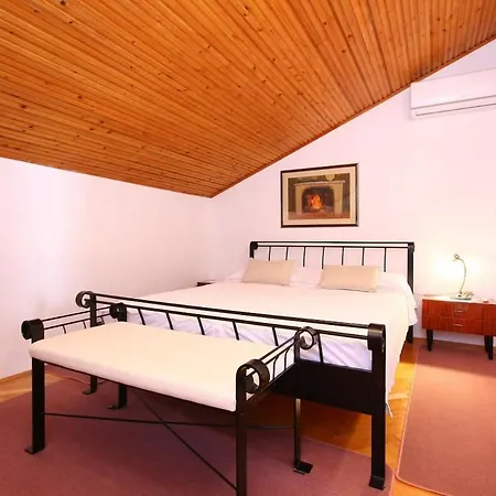 Perla Villa